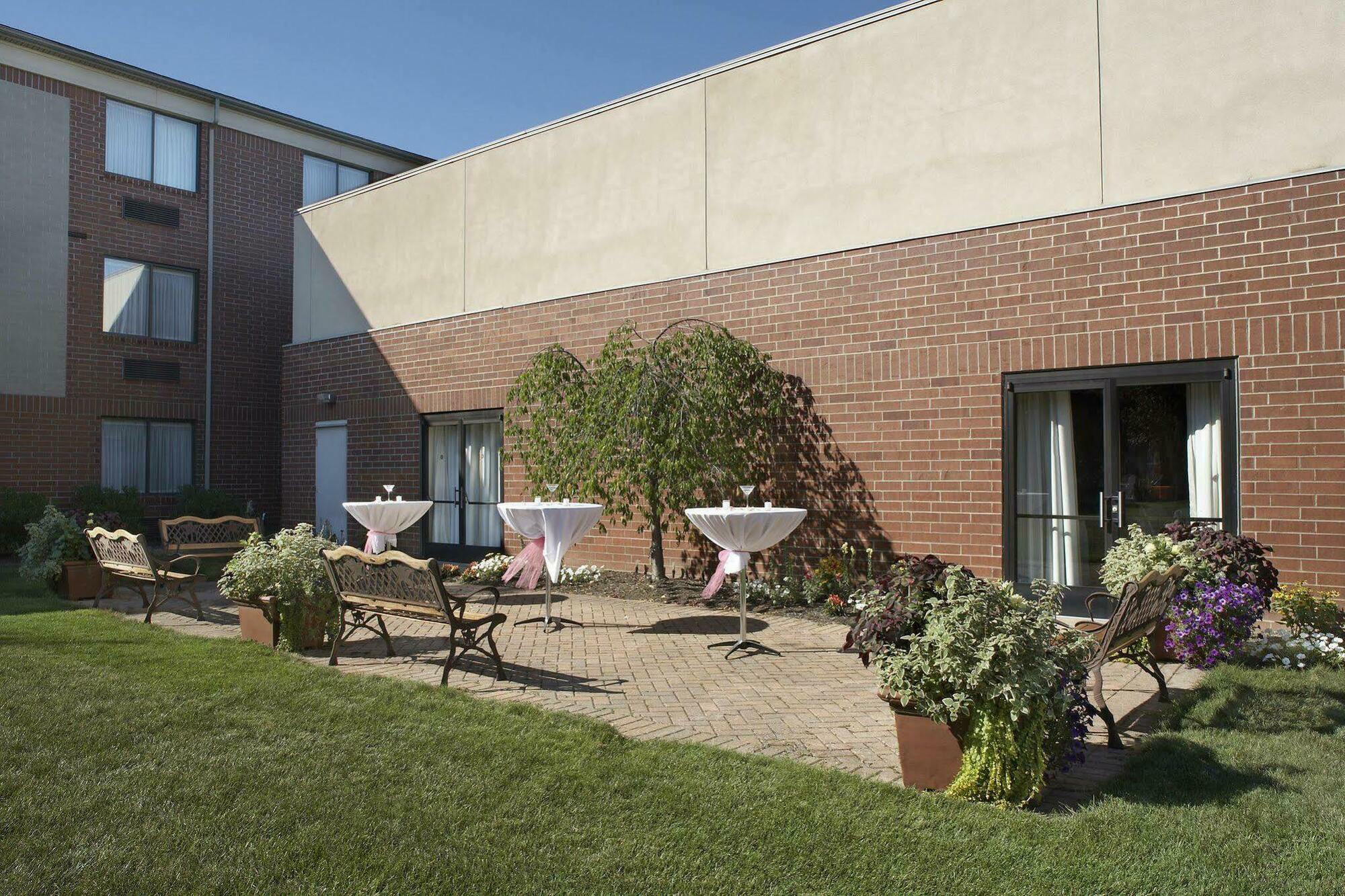 Holiday Inn Express - Akron Nw - Fairlawn, An Ihg Hotel Exterior photo